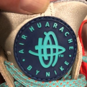 Mens Nike Air Huarache tennis shoes